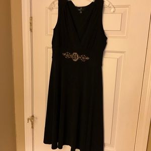 Ronni Nicole Women’s Size 10 Sleeveless Dress